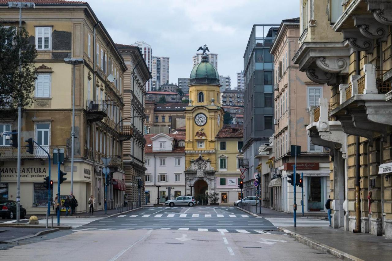 Hostel Morcic Ri Rijeka Exterior photo